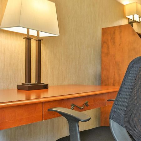 Best Western Brantford Hotel And Conference Centre Ngoại thất bức ảnh