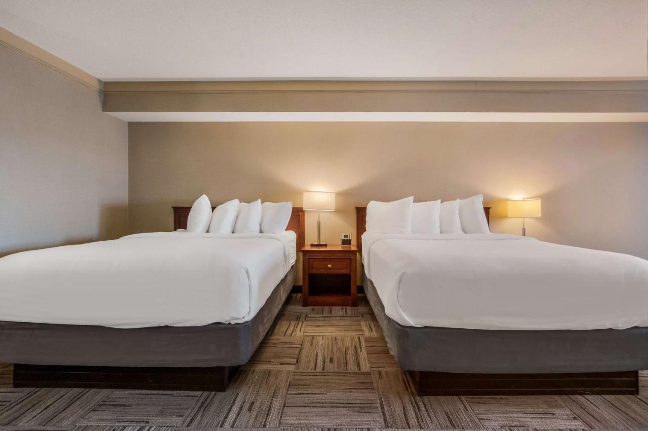 Best Western Brantford Hotel And Conference Centre Ngoại thất bức ảnh